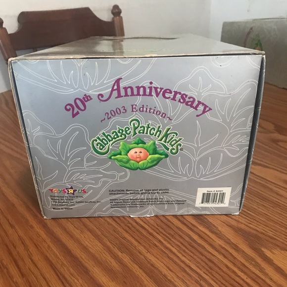 20TH ANNIVERSARY CABBAGE PATCH DOLL - Picture 11 of 11